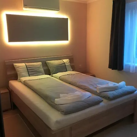 Gold De Luxe 3* Hajduszoboszlo
