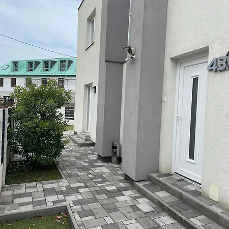 Gold De Luxe Хайдусобосло